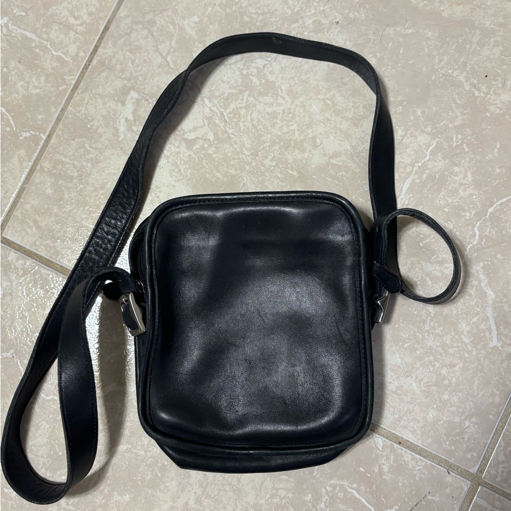 Vintage coach camera crossbody bag